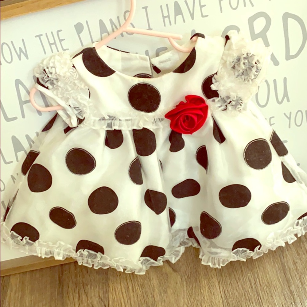 Polkadotted dress